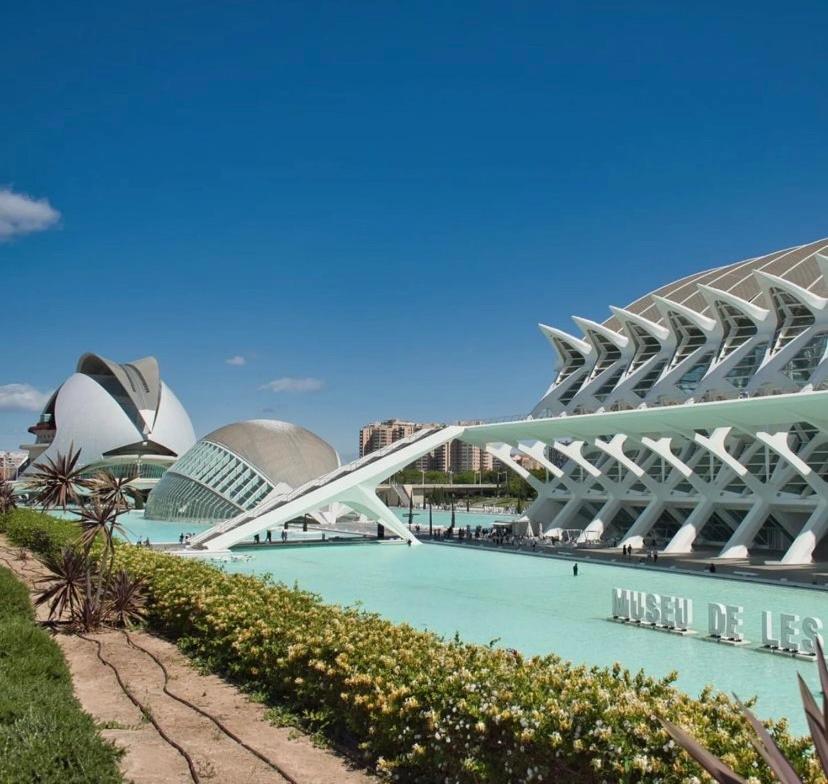 فالنسيا Apartamentos Ciudad De Las Artes Y Las Ciencias المظهر الخارجي الصورة