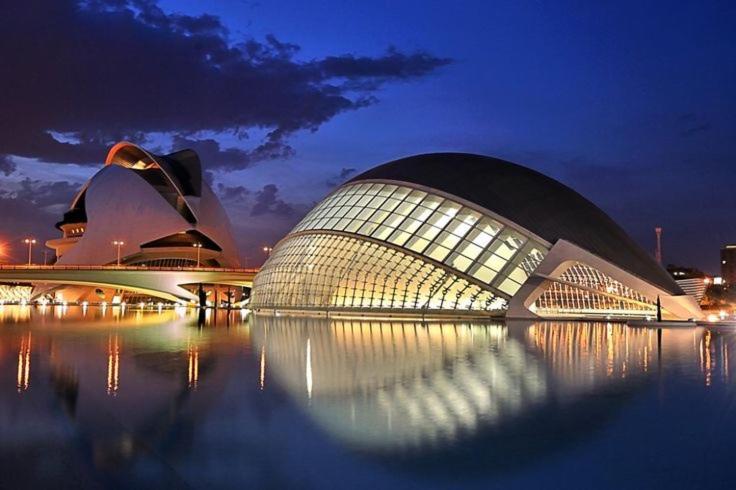فالنسيا Apartamentos Ciudad De Las Artes Y Las Ciencias المظهر الخارجي الصورة